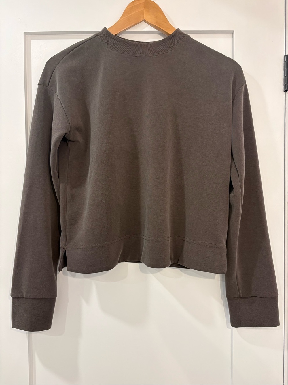Athleta Cropped Crewneck Sweatshirt Taupe Brown Soft Modal Blend XS